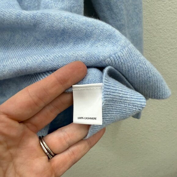 Cremieux Luxury Cashmere Light Blue Vneck Knit Pullover Sweater Mens size Large - Picture 4 of 8